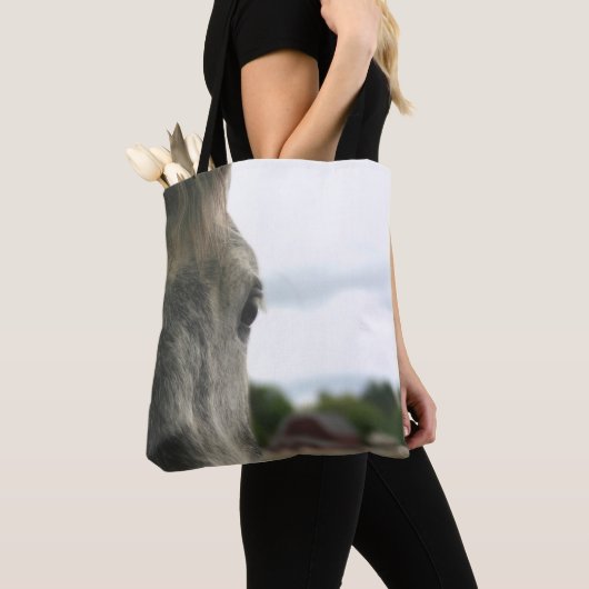 Dapple Gray Draft Horse Eye Tote Bag (Dichtbij)