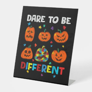 Dare to be Difference Pumpkin Autism Halloween Reclamebord Met Voetstuk