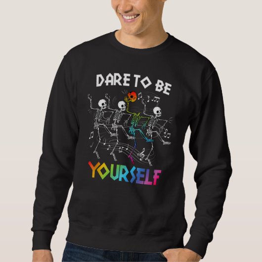 Dare To Be LGBT Pride Yourself Rainbow Skeleton Da Trui (Voorkant)