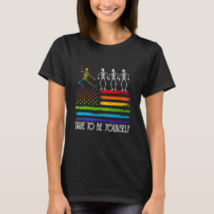 Dare to be uzelf Cute Lgbt Pride Dance Moves T-shirt