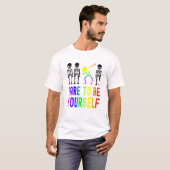 Dare to be uzelf lobt Pride Skeleton Dabbing 1 T-shirt (Voorkant volledig)