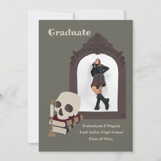 Dark Academia Foto Afstuderen Aankondiging (Voorkant)
