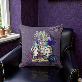 Dark Alice Caterpillar Rustic Deep Purple Kussen