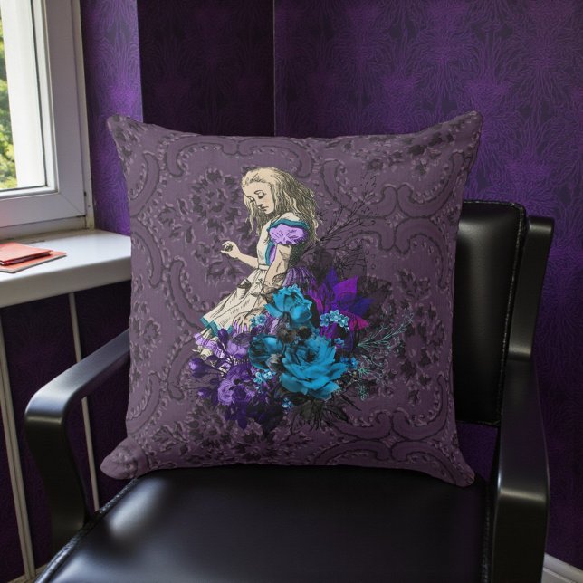 Dark Alice Rustic Deep Purple Kussen (Creator heeft geüpload)