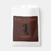 Dark and Earthy Love is Sweet Wedding Present Bedankzakje (Voorkant)
