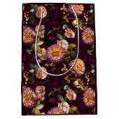 Dark and Moody Vrijgezellenfeest Wrapping Paper Medium Cadeauzakje (Voorkant)