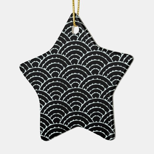 Dark Arches Ornament (Links)