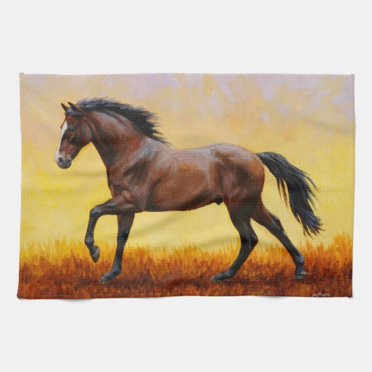 Dark Bay Stallion Horse Galloping Theedoek (Horizontaal)