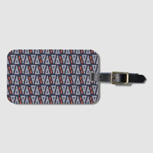 Dark Blue and Red Geometric Triangles Pattern Bagagelabel (Voorkant (horizontaal))