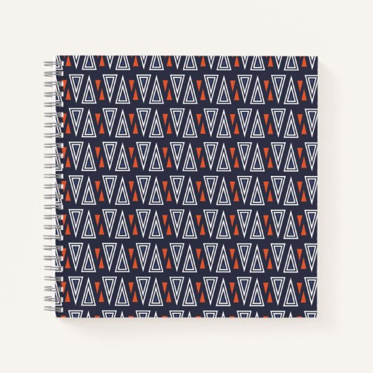 Dark Blue and Red Geometric Triangles Pattern Notitieboek (Voorkant)