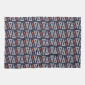 Dark Blue and Red Geometric Triangles Pattern Theedoek (Horizontaal)