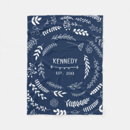 Dark Blue White Leaves Floral Monogram Pattern Fleece Deken
