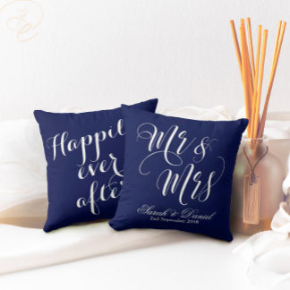 Dark Blue White Mr & Mrs Wedding Keepomwille Pillo Kussen