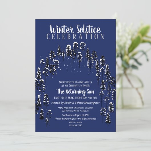 Dark Blue Winter Solstice Yule Snow Forest Party Kaart (Staand voorkant)