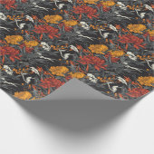 Dark Botanical Garden Floral Wrapping Paper Cadeaupapier (Hoek)