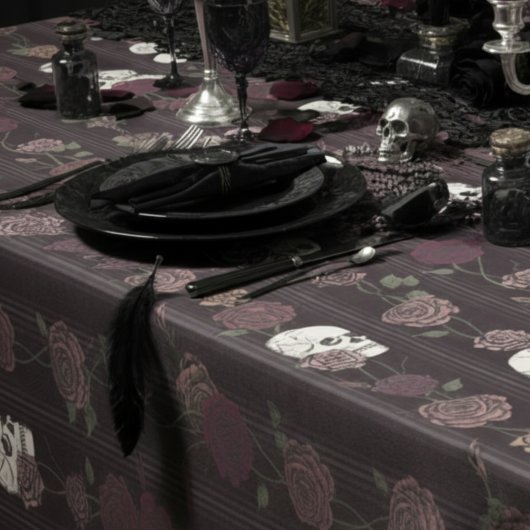 Dark Burgundy Gothic Skull & Rose Stripes Tafelkleed