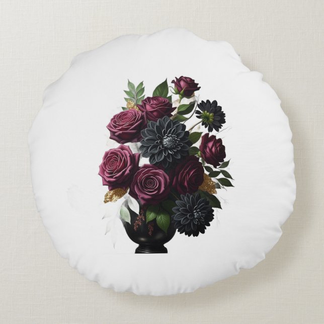Dark Burgundy Roses and Black Dahlias Rond Kussen (Achterkant)