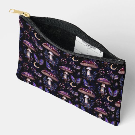 Dark Butterfly Mushroom Floral Witchy Pattern Etui (Open)