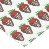 Dark Chocolate Covered Dipped Strawberry Foodie Tafelkleed (Gekanteld)