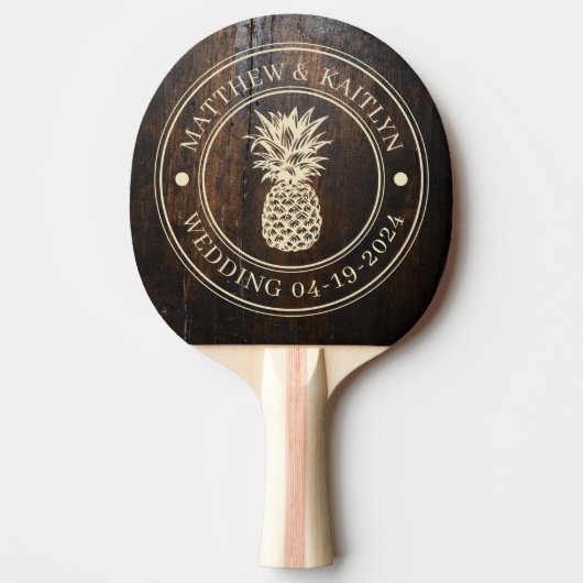 Dark Chopping Block Pineapple Wedding Crest & Name Tafeltennisbatje (Voorkant)