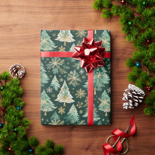 Dark Christmas Trees & Snowflakes Wrapping Paper Cadeaupapier (Feestdagen Geschenken)