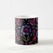 Dark Elegance: Black and Purple Floral Pattern Koffiemok (Center)