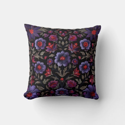 Dark Elegance: Black and Purple Floral Pattern Kussen (Voorkant)