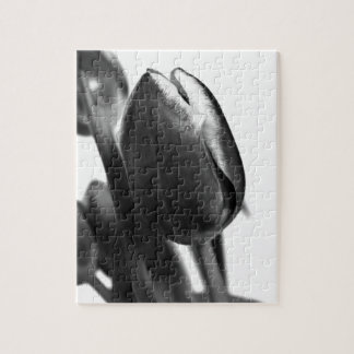 DARK ELEGANT TULIPS LEGPUZZEL