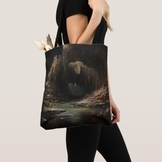 Dark Fantasy River Cave Tote Bag (Dichtbij)