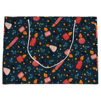 Dark Festive Mixed Candles Holiday Gift Bag  Groot Cadeauzakje