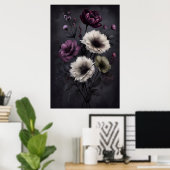 Dark Floral Elegance – Moody Botanical Art Poster (Thuiskantoor)