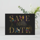 Dark Floral Moody Monogram Wedding Save the Date Kaart (Staand voorkant)