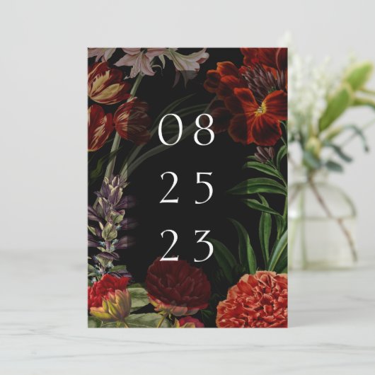 Dark Floral Moody Wedding Save The Date (Staand voorkant)