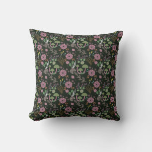 Dark Floral Pattern Kussen