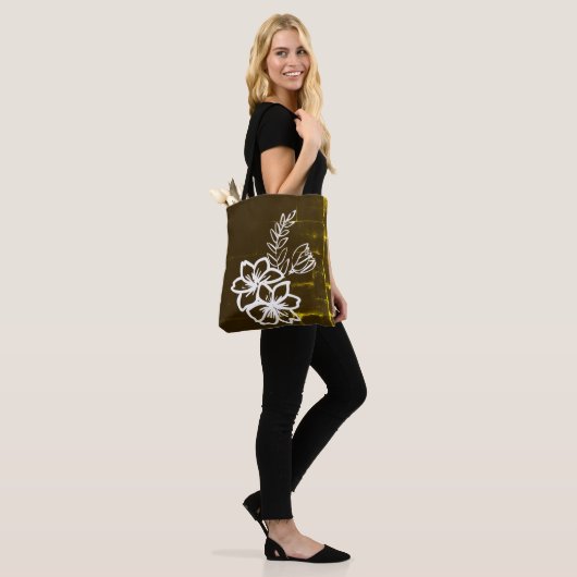 Dark flower design tote bag (Op model)
