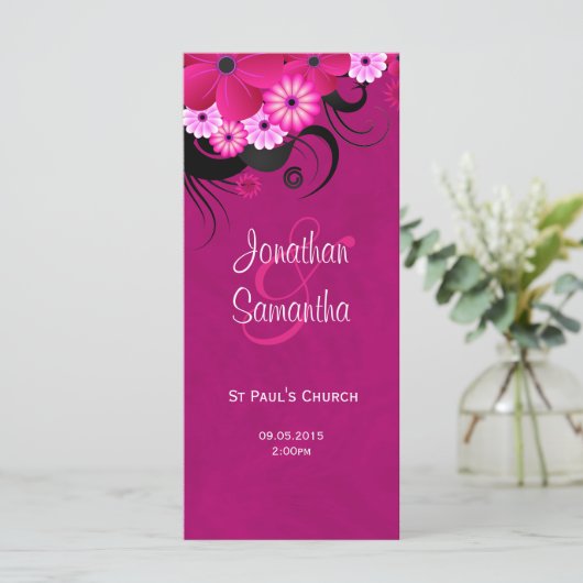 Dark Fuchsia Bloemen Trouwprogramma Sjabloon Kaart (Staand voorkant)