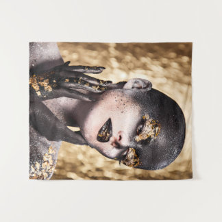 Dark Golden Beauty Body Paint Glamorous Art Wandkleed