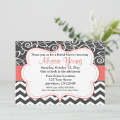 Dark Gray Coral Chevron Rol Uitnodiging (Staand voorkant)