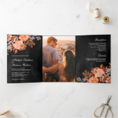 Dark Gray Rustic Earthy Terracotta Floral Wedding Drieluik Uitnodiging (Binnen)
