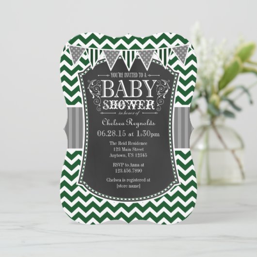 Dark Green Chalkboard Chevron Baby shower Invite Kaart (Staand voorkant)