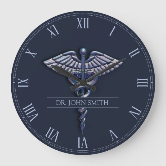 Dark Holographic 3D Medical Caduceus Chrome Name Grote Klok (Voorkant)