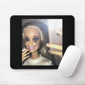 Dark Humor Doll Smoking Selfie Parodie Muismat (Met muis)