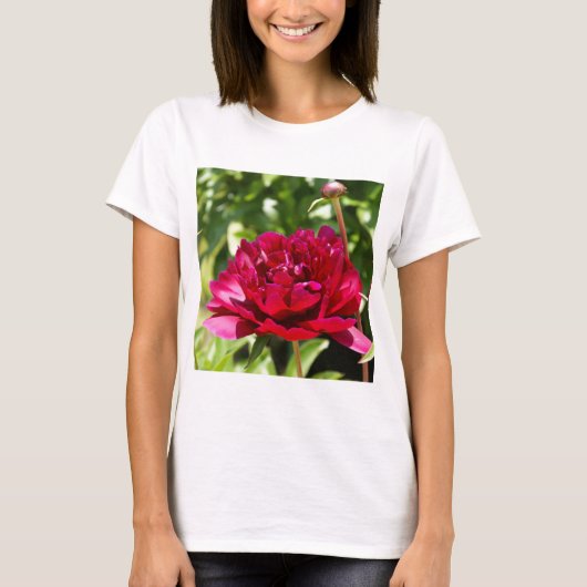 Dark Maroon velvet peonies T-shirt (Voorkant)
