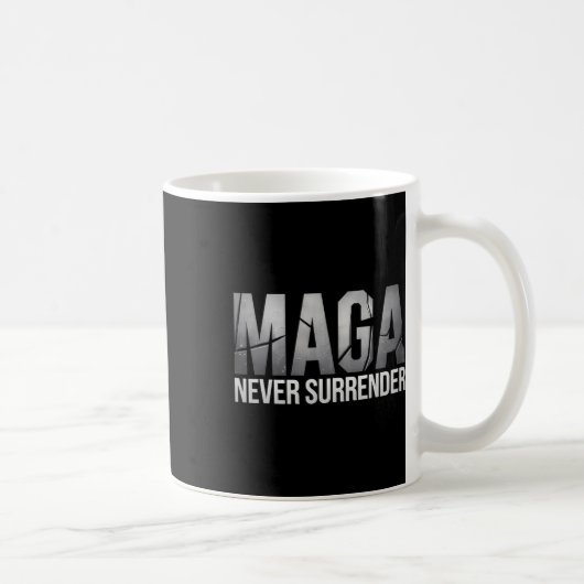 Dark Mega Trump 2024 Mega Never Surrender  Koffiemok (Rechts)