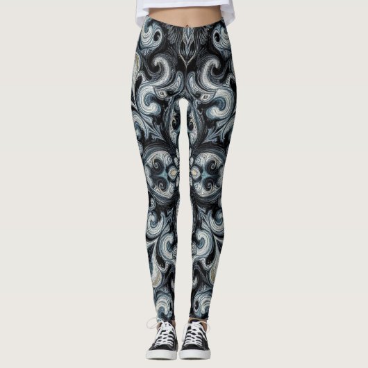 Dark Monochrome Ornamental Filigree Mandala Patter Leggings (Voorkant)