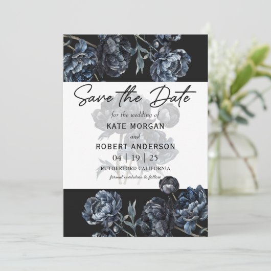 Dark Moody Bloemenblauw Bruiloft Save The Date Kaa (Staand voorkant)