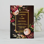 Dark Moody Bold Floral Marsala Wedding Folie Uitnodiging (Staand Voorkant)