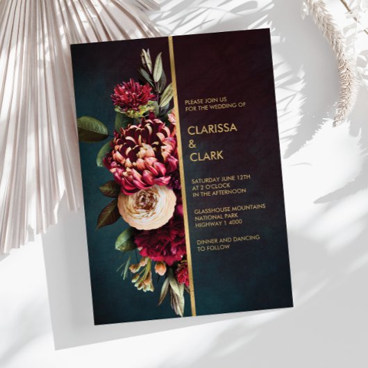Dark Moody Bold Floral Marsala Wedding Invitation Kaart