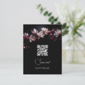 Dark Moody Floral Wedding | Scan Me RSVP Kaartje (Staand voorkant)