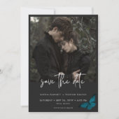 Dark Moody minimale Blauwgroen mot foto bruiloft Save The Date (Voorkant)